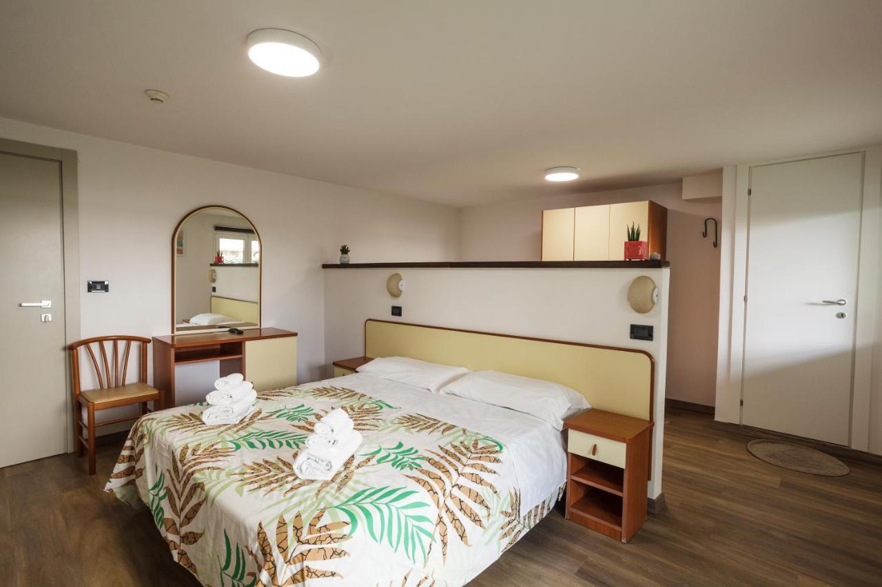 Hotel Paris Rimini Kültér fotó